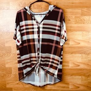 Cato Est. 1946 Medium Plaid Print Short Sleeve Hooded Button & Tie Front…